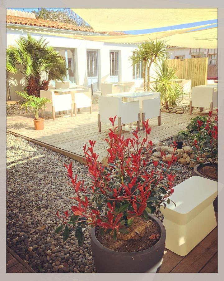 Hotel Napoleon Île dʼAix Exteriör bild